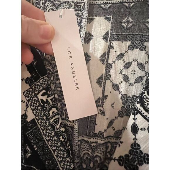 New Timing black and white 3/4 Sleeve Romper size Large-Taylor swift vibes - Picture 4 of 6